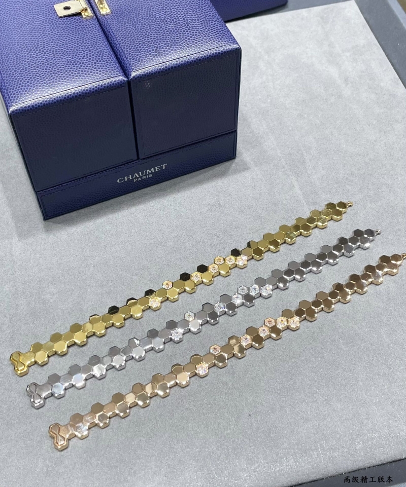 CHAUMET